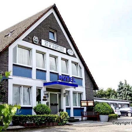 Hotel Zur Bruecke Krefeld Bagian luar foto